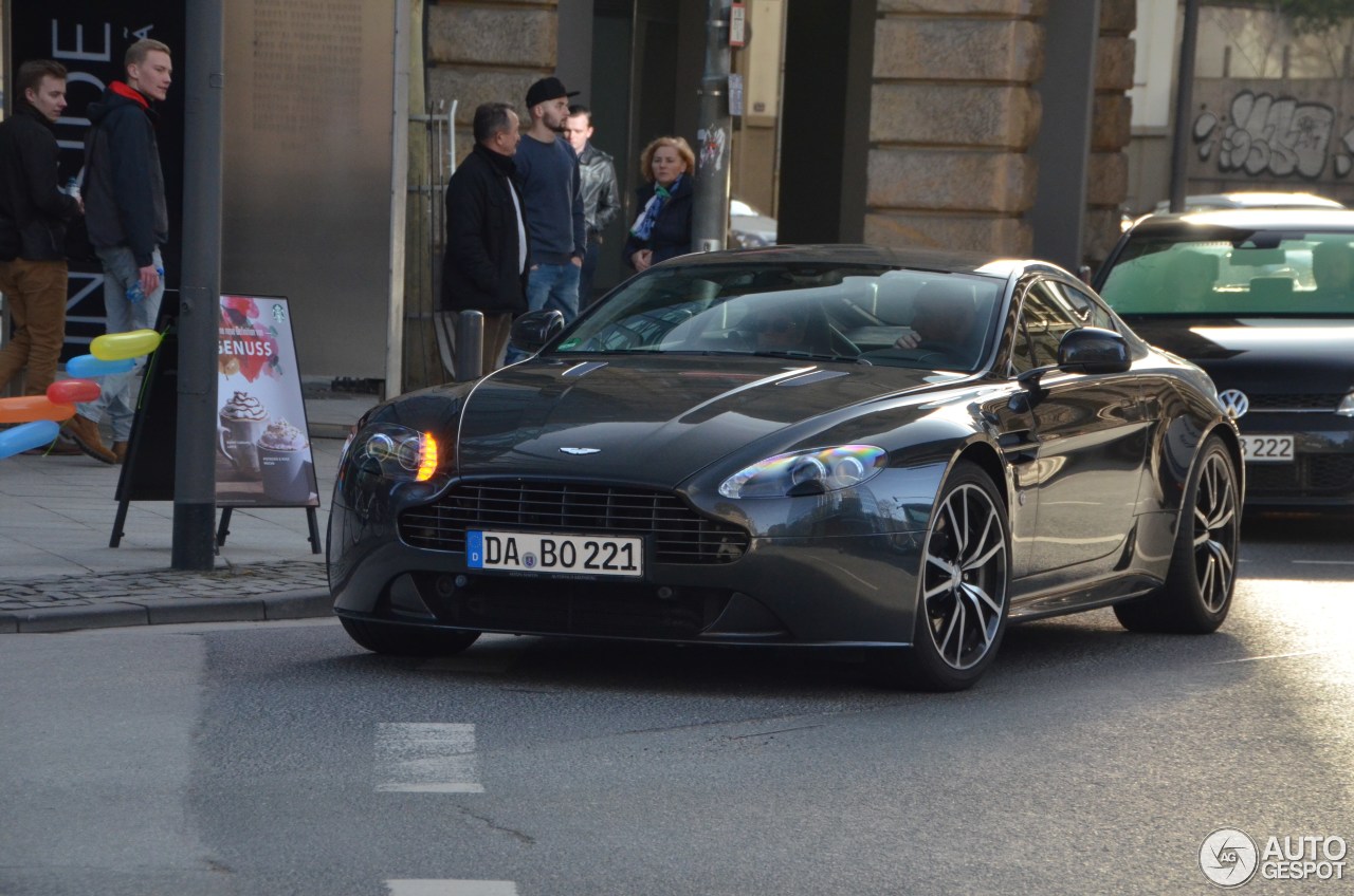 Aston Martin V8 Vantage S