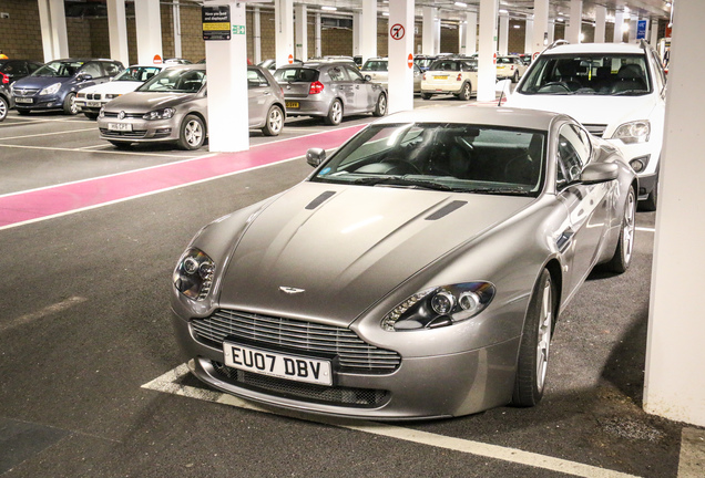 Aston Martin V8 Vantage