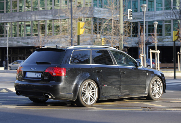 Audi RS4 Avant B7