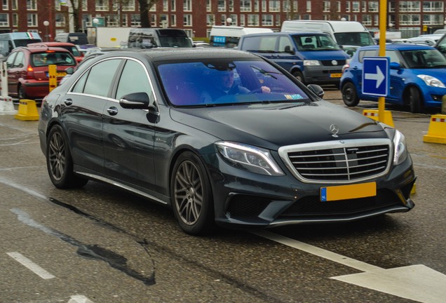 Mercedes-Benz S 63 AMG V222