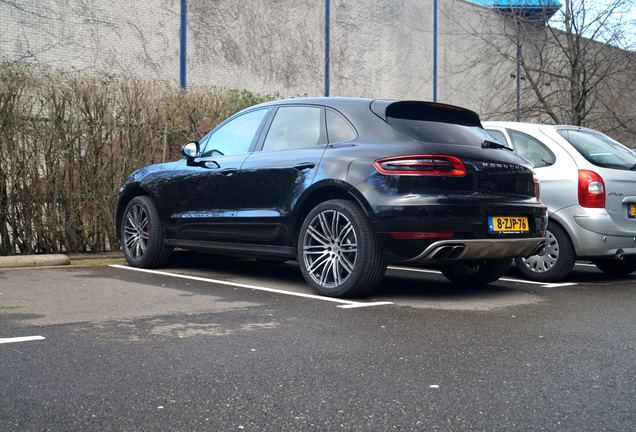 Porsche 95B Macan Turbo