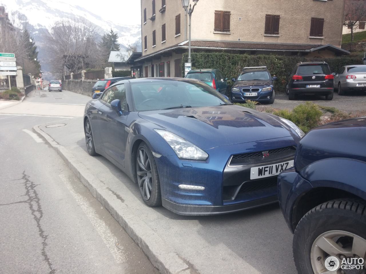 Nissan GT-R 2011