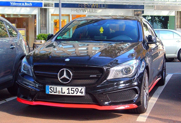 Mercedes-Benz CLA 45 AMG C117