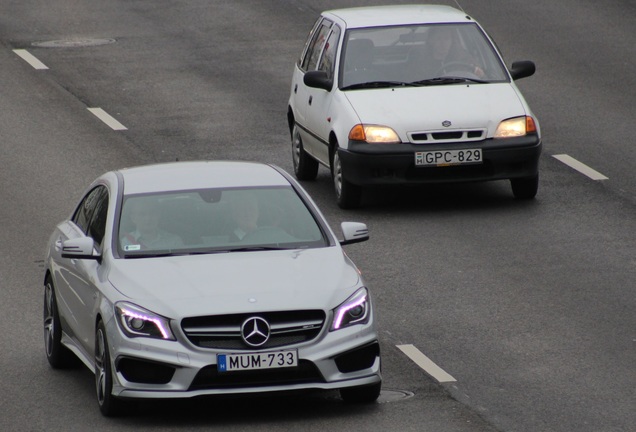 Mercedes-Benz CLA 45 AMG C117