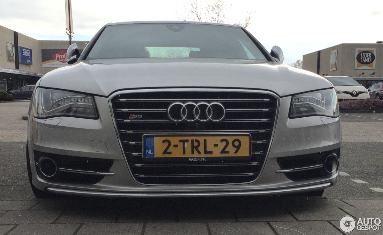 Audi S8 D4