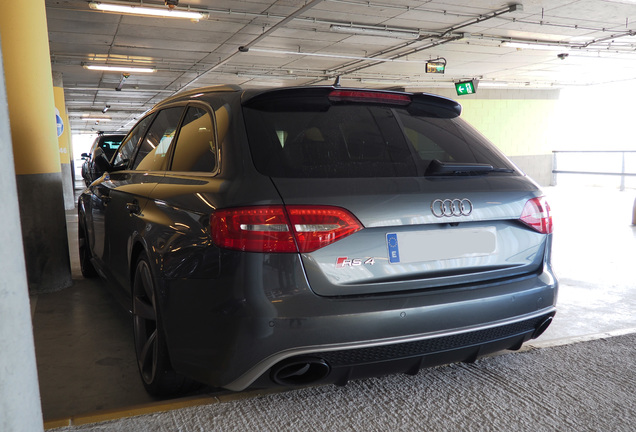 Audi RS4 Avant B8