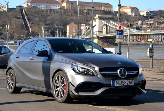 Mercedes-AMG A 45 W176 2015