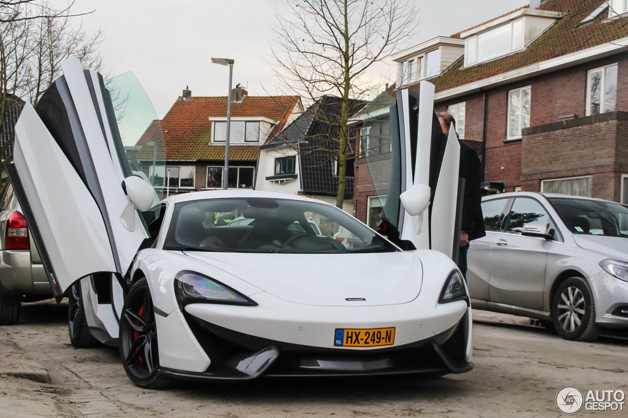 McLaren 570S