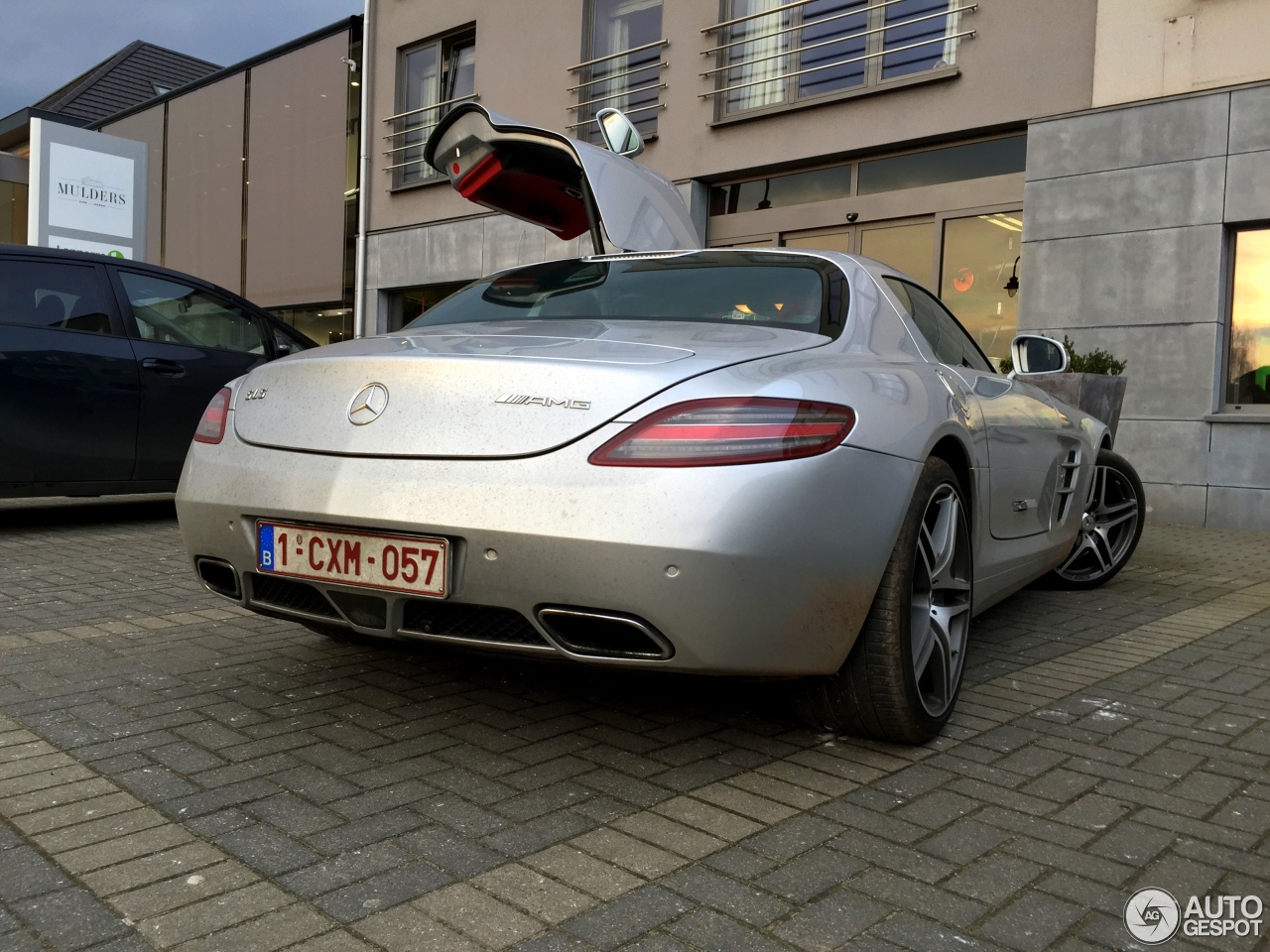 Mercedes-Benz SLS AMG