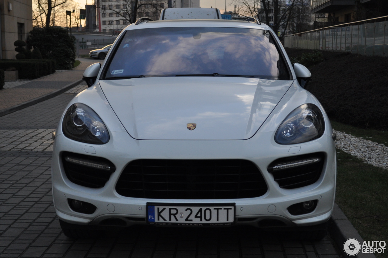 Porsche 958 Cayenne GTS