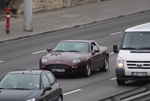 Aston Martin DB7