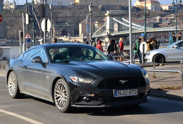 Ford Mustang GT 2015