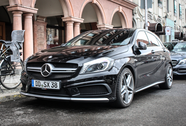 Mercedes-Benz A 45 AMG