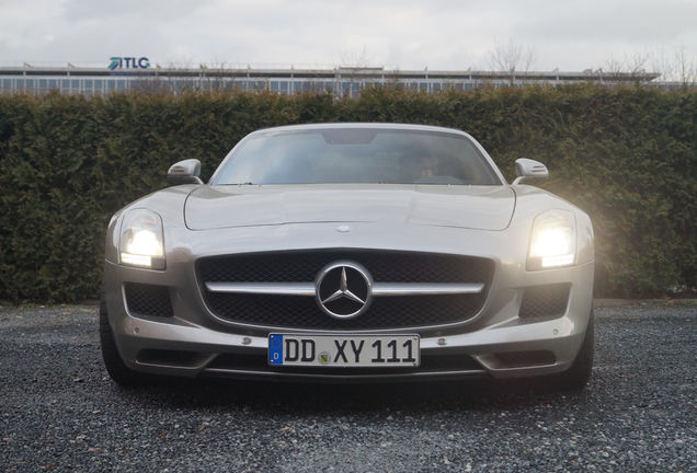 Mercedes-Benz SLS AMG Roadster