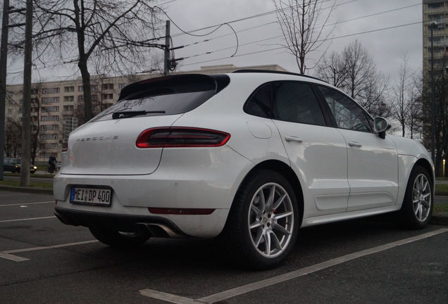 Porsche 95B Macan Turbo