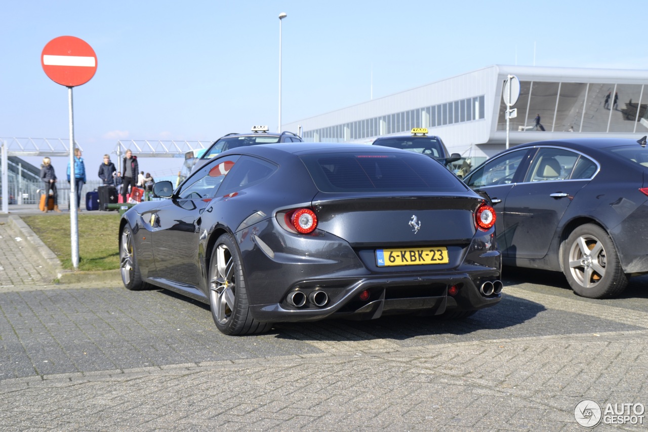 Ferrari FF