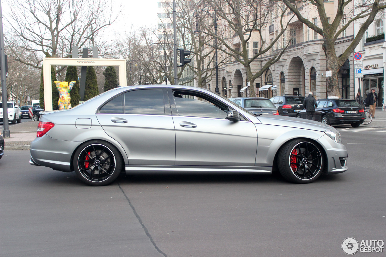 Mercedes-Benz C 63 AMG Edition 507