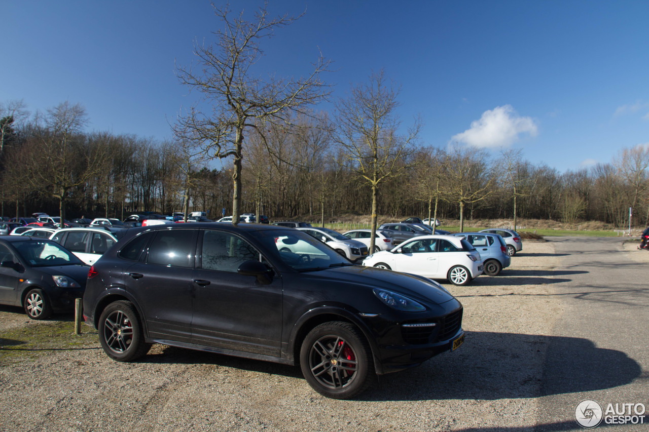 Porsche 958 Cayenne GTS