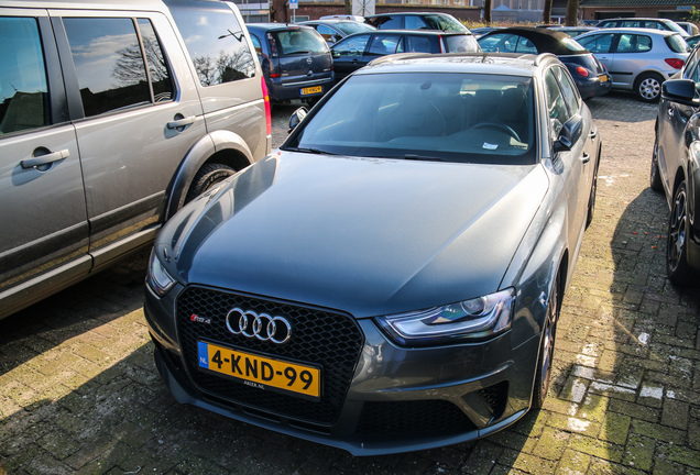 Audi RS4 Avant B8