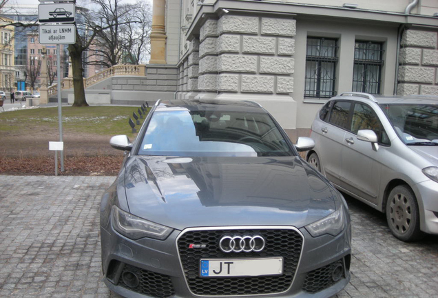 Audi RS6 Avant C7