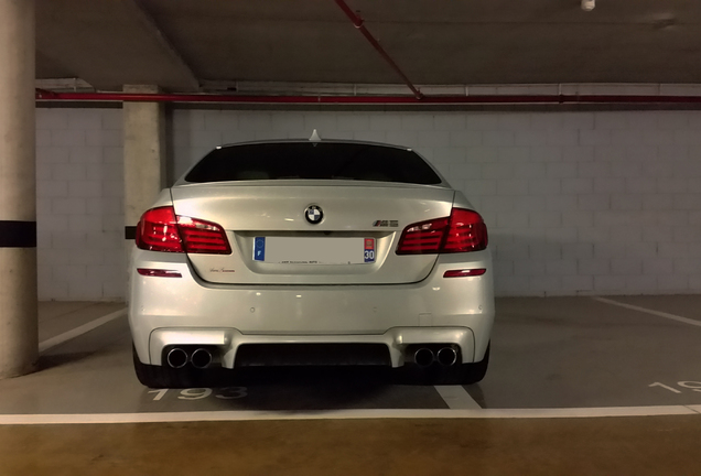 BMW M5 F10 2011