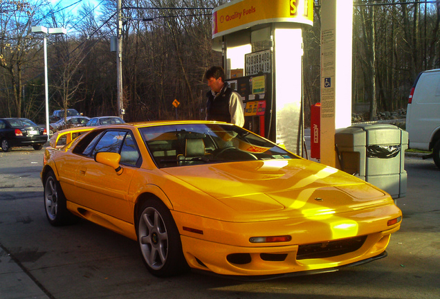 Lotus Esprit V8