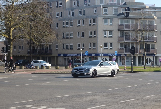 Mercedes-Benz CLS 63 AMG C218