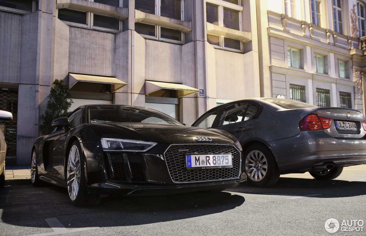 Audi R8 V10 Plus 2015