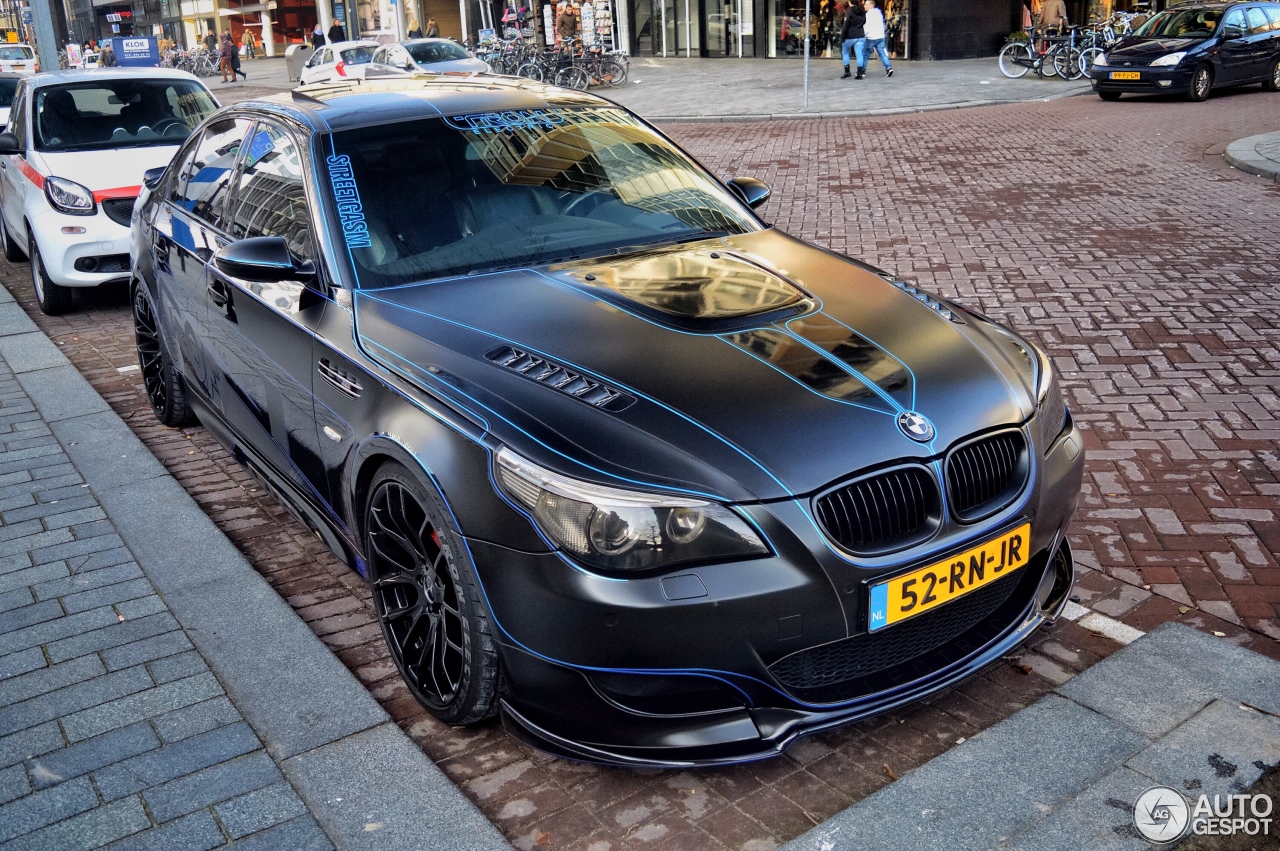 BMW M5 E60 2005