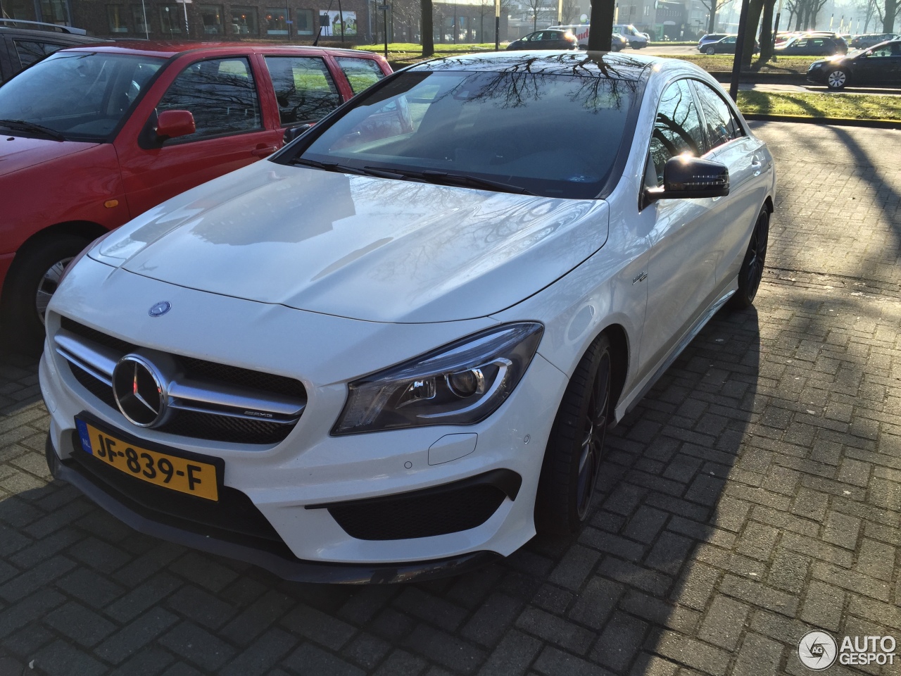 Mercedes-Benz CLA 45 AMG C117