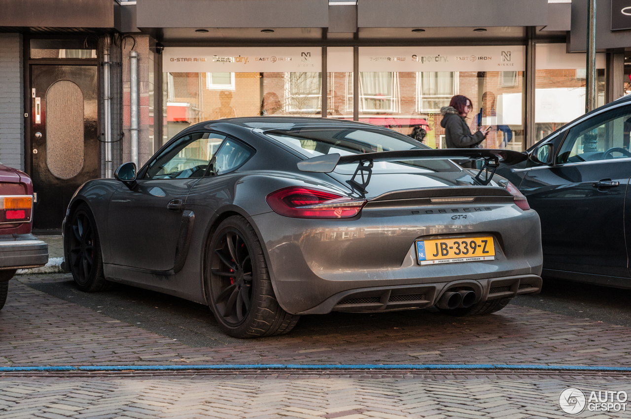 Porsche 981 Cayman GT4