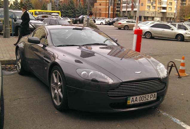 Aston Martin V8 Vantage