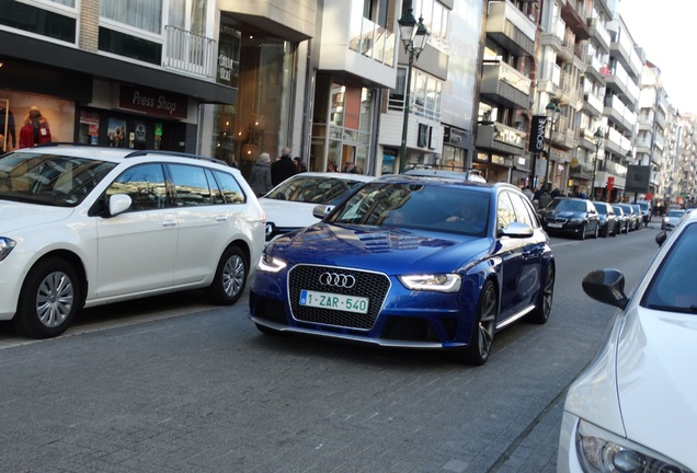 Audi RS4 Avant B8