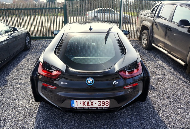 BMW i8