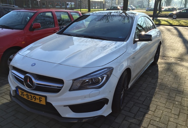 Mercedes-Benz CLA 45 AMG C117