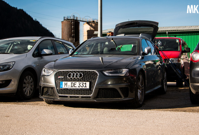 Audi RS4 Avant B8