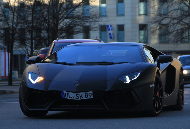 Lamborghini Aventador LP700-4