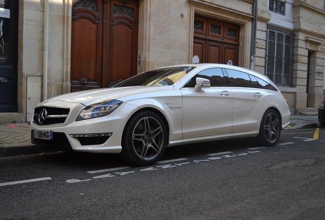 Mercedes-Benz CLS 63 AMG X218 Shooting Brake