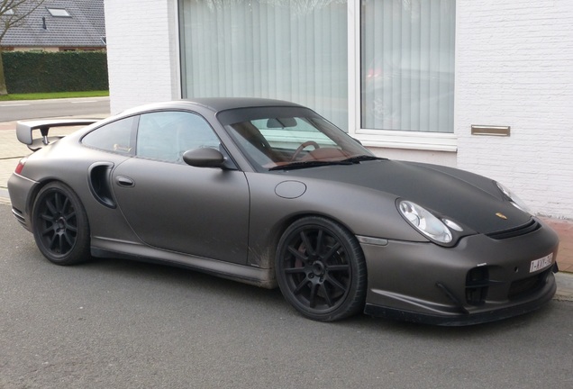 Porsche 996 Turbo