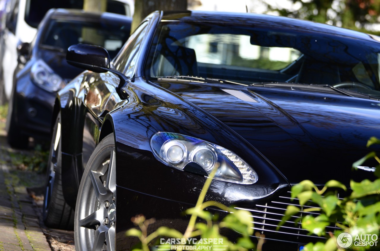 Aston Martin V8 Vantage