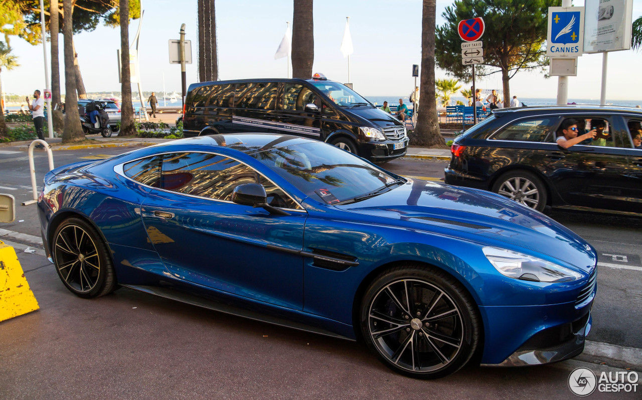 Aston Martin Vanquish 2013