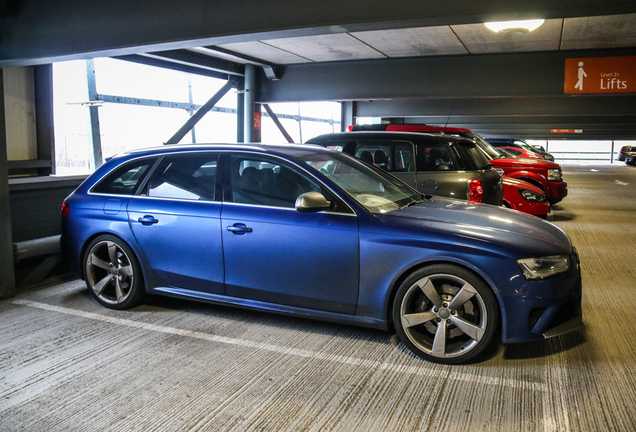 Audi RS4 Avant B8