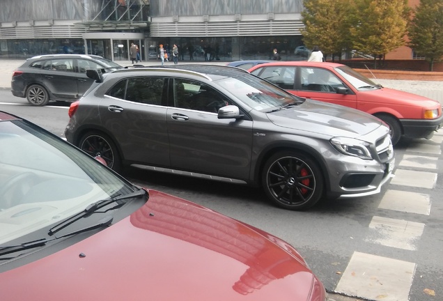 Mercedes-Benz GLA 45 AMG X156