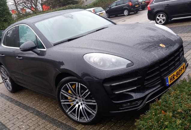 Porsche 95B Macan Turbo