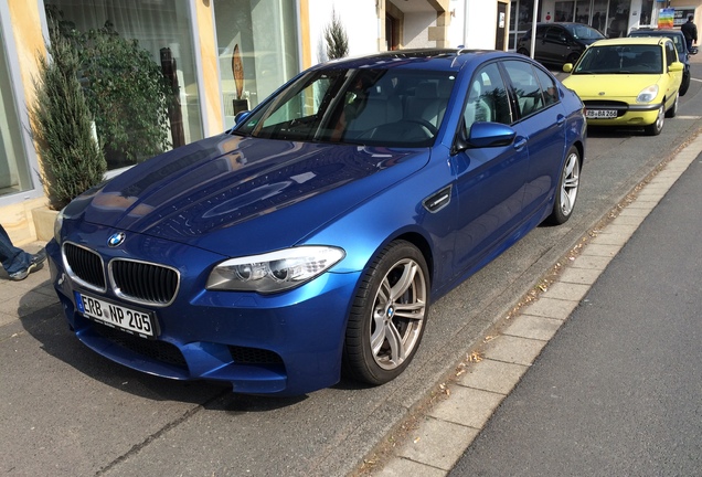 BMW M5 F10 2011