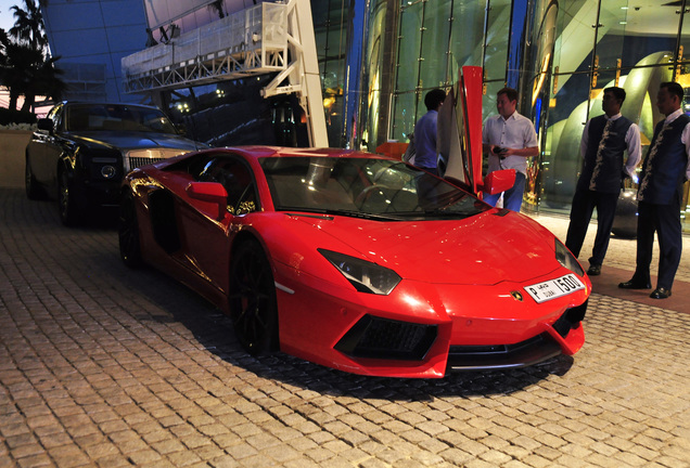 Lamborghini Aventador LP700-4