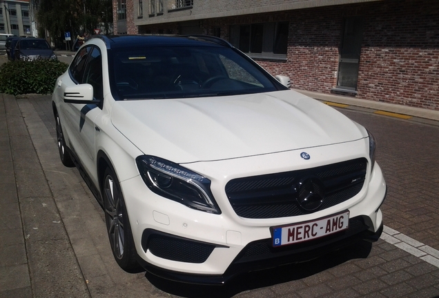 Mercedes-Benz GLA 45 AMG X156