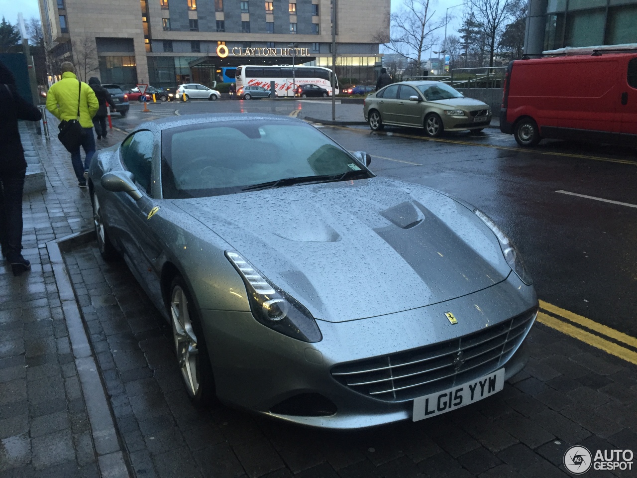 Ferrari California T