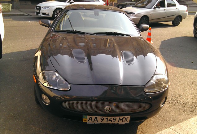 Jaguar XKR