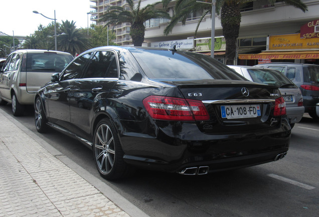 Mercedes-Benz E 63 AMG W212 V8 Biturbo